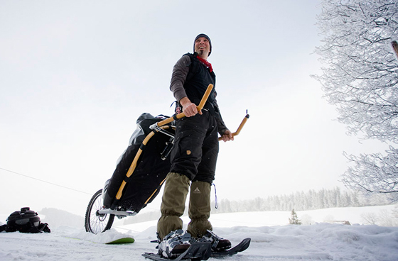 “Hiking Trailer” Turns Backpackers Into Pack Draggers